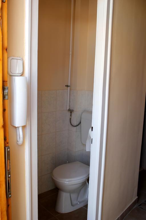Veva Apartman - Eger Magánszálláshely Exterior foto