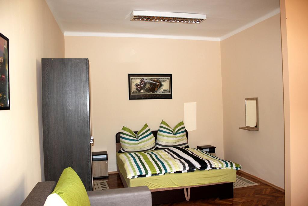 Veva Apartman - Eger Magánszálláshely Exterior foto