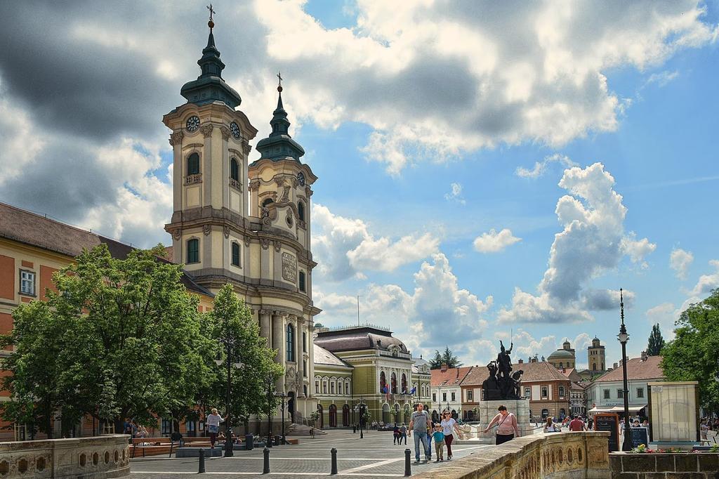 Veva Apartman - Eger Magánszálláshely Exterior foto